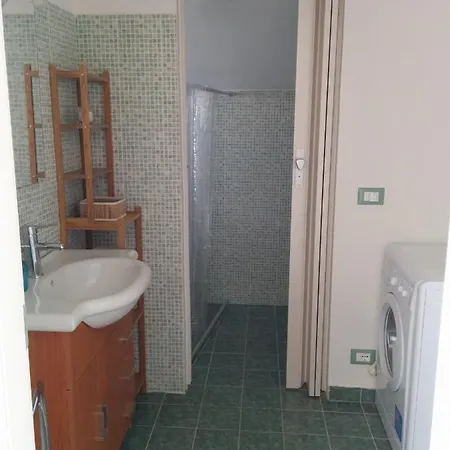 Lovely Studio Apartment With Panoramic View Apartamento Desenzano del Garda